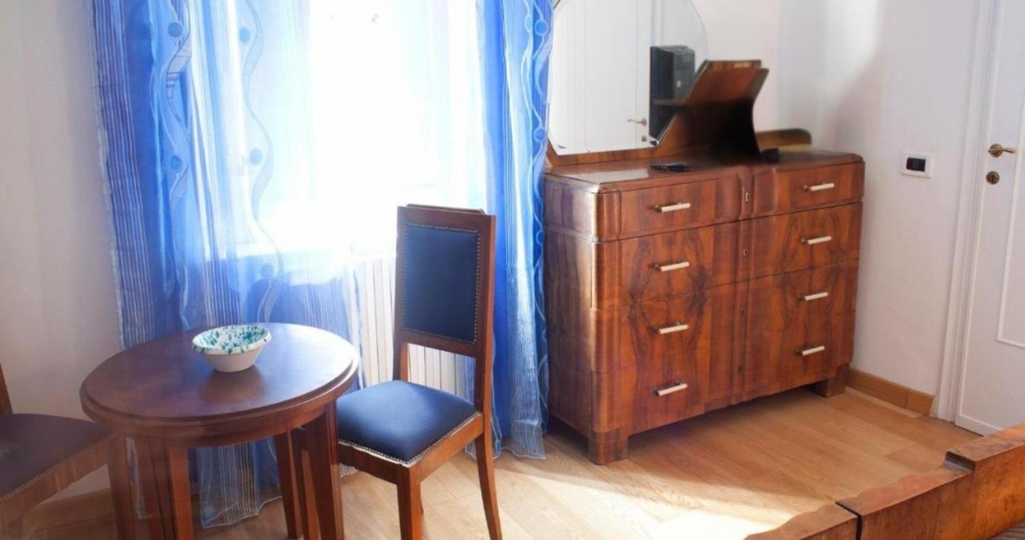 Maison Dei Miracoli Bed and breakfast 2*