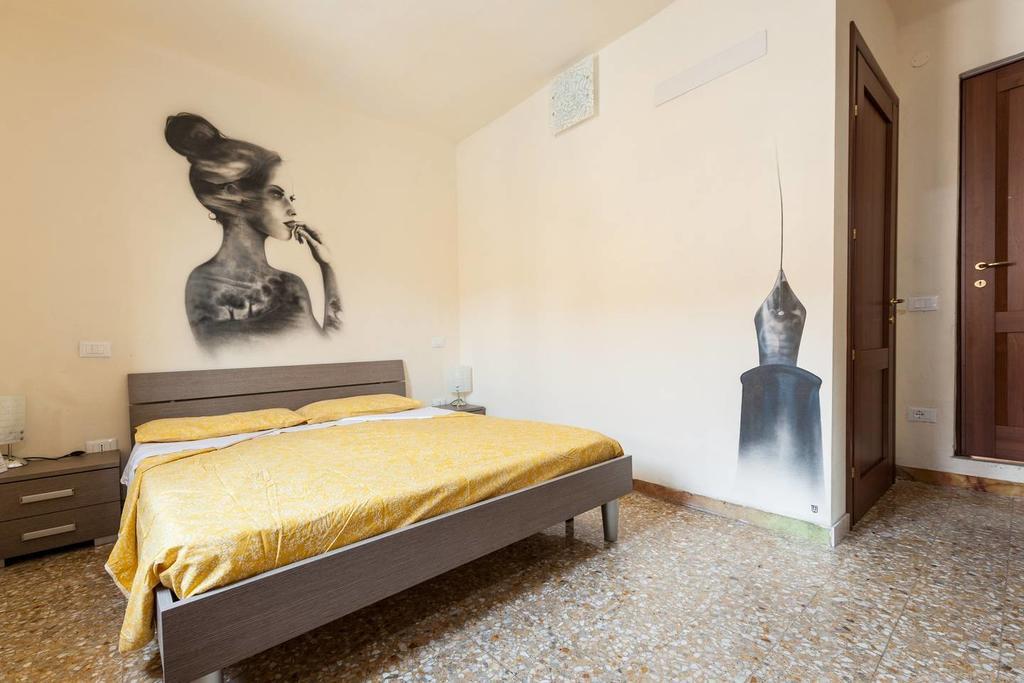 Maison Dei Miracoli Bed and breakfast 2*
